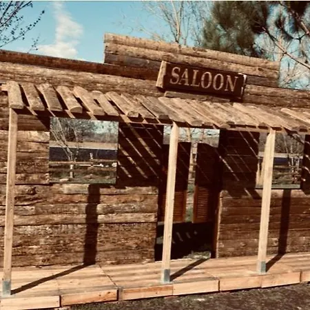The Farm * Bouglon